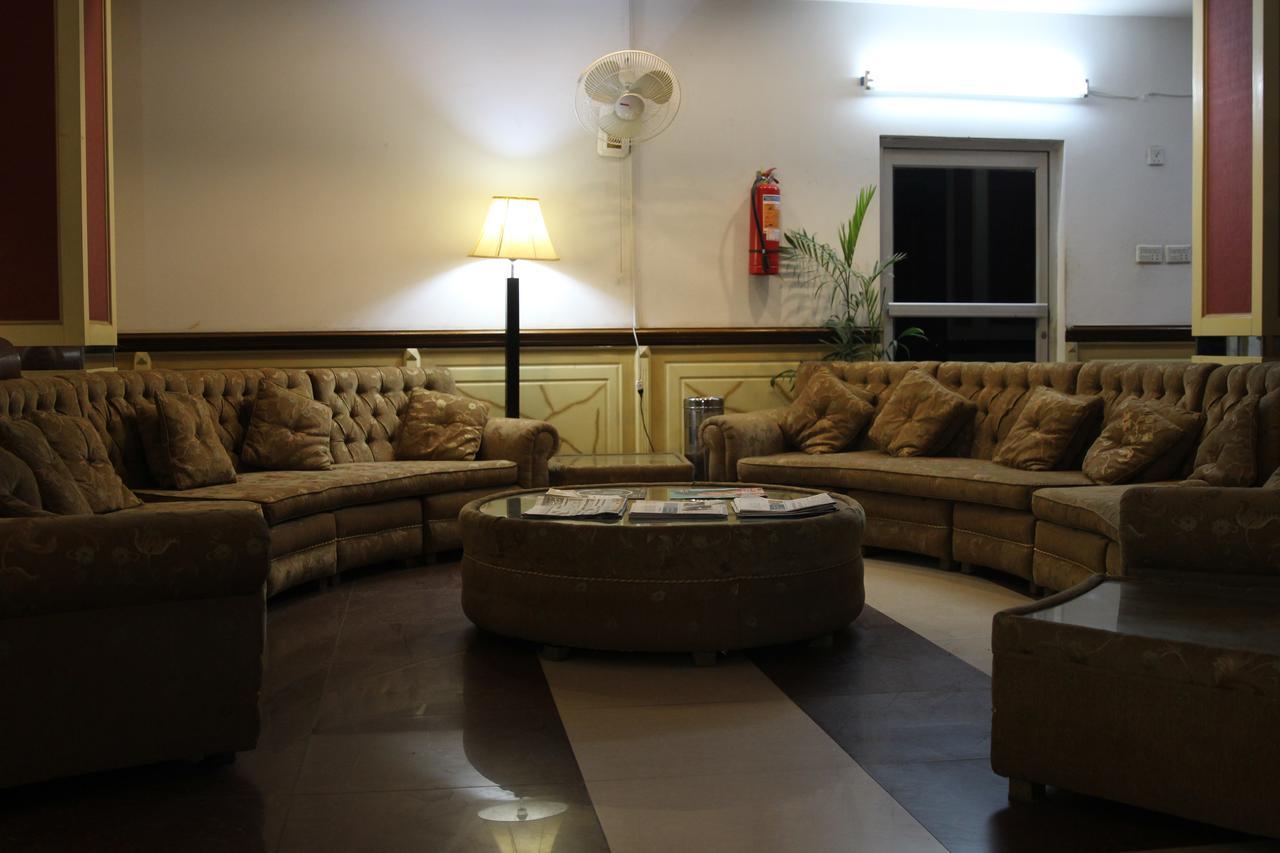 Tourist Inn Hotel Lahore Exterior photo