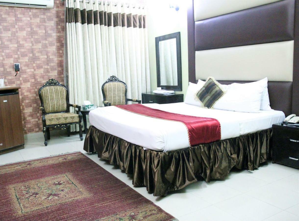 Tourist Inn Hotel Lahore Exterior photo
